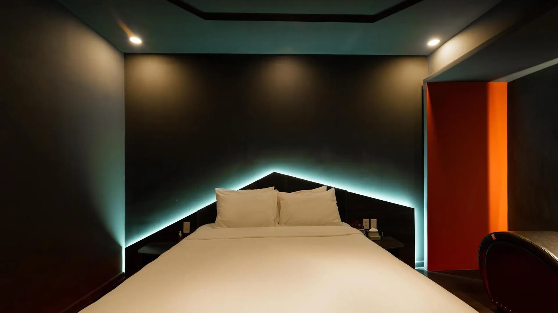 Dao Tien Hotel - Truong Chinh, Tan Binh Ho Chi Minh-Byen