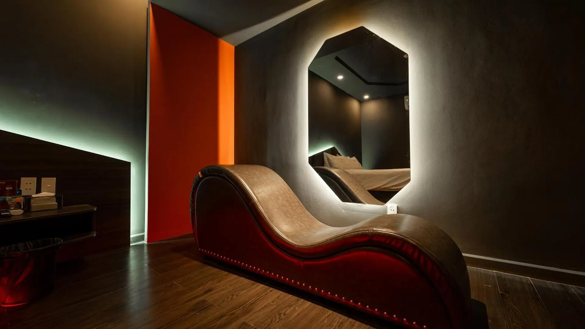 Dao Tien Hotel - Truong Chinh, Tan Binh Ho Chi Minh-Byen Vietnam