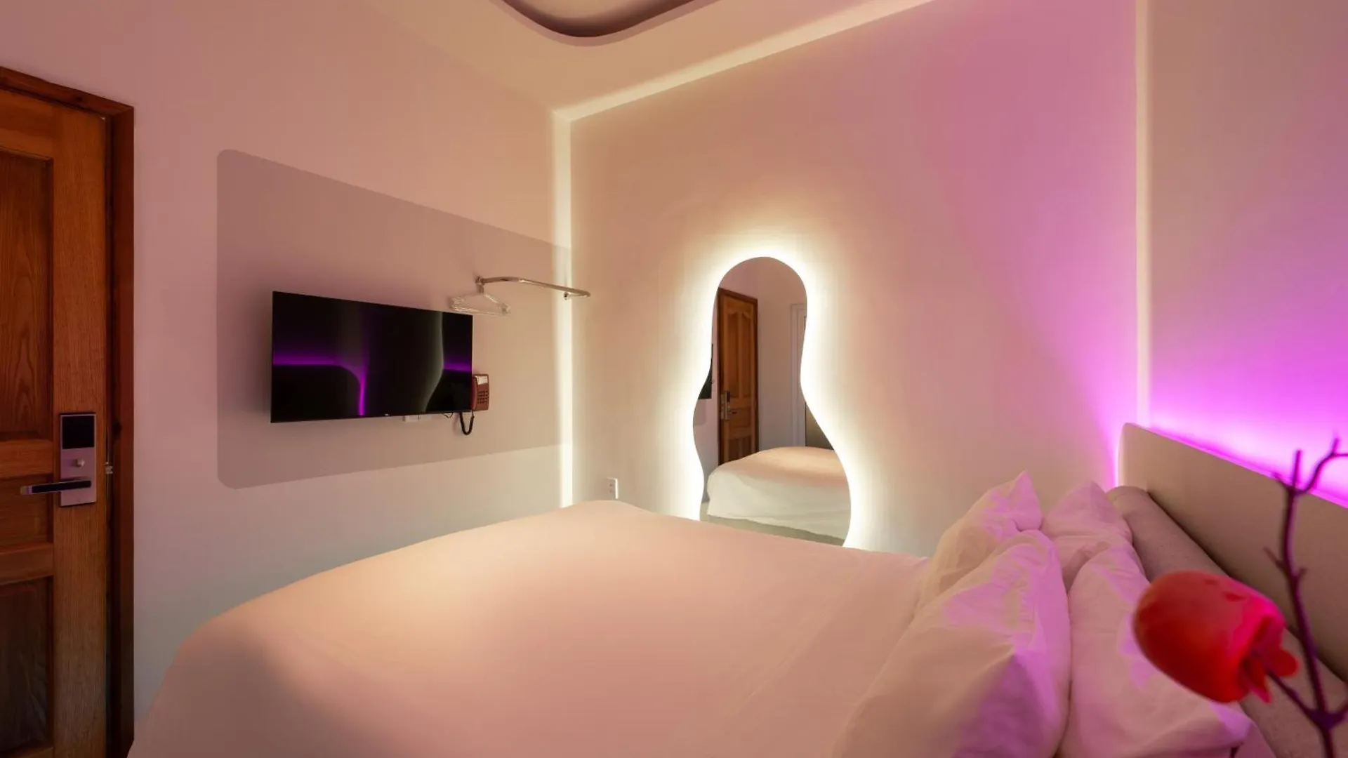 Dao Tien Hotel - Truong Chinh, Tan Binh Ho Chi Minh-Byen