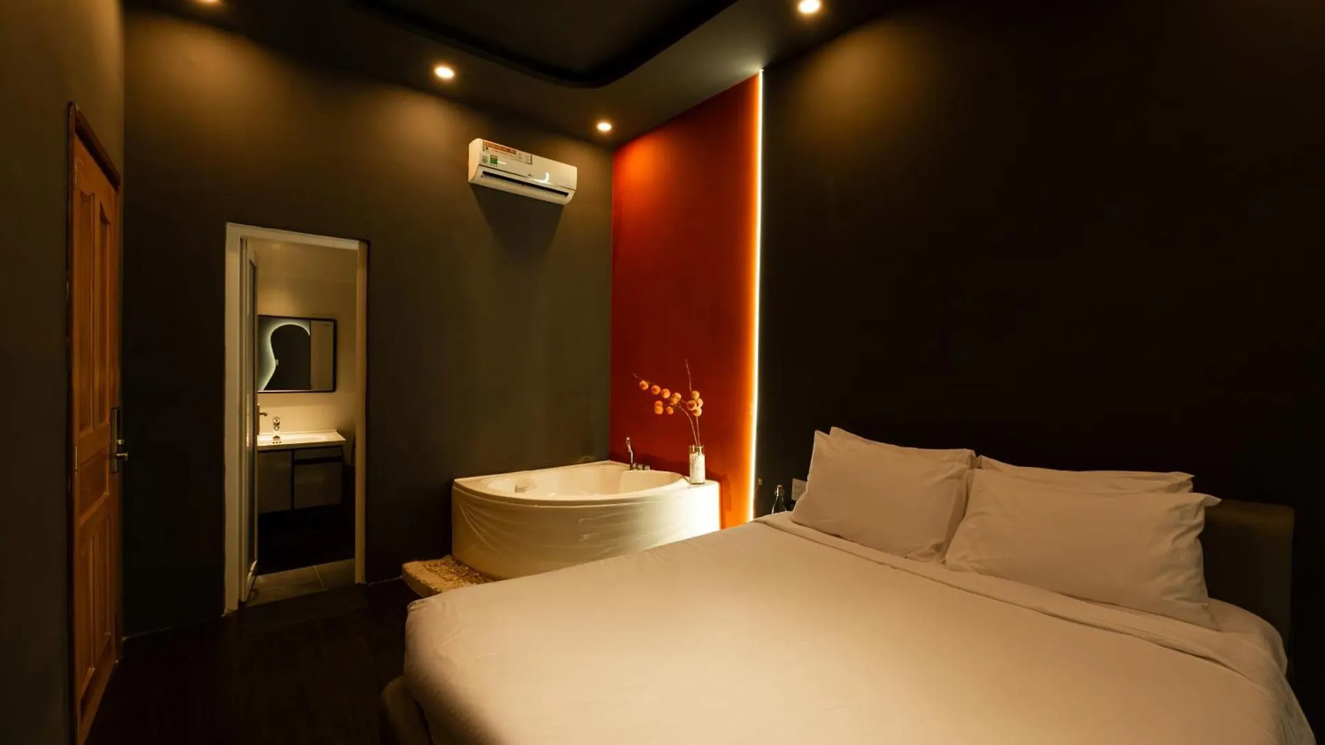 Dao Tien Hotel - Truong Chinh, Tan Binh Ho Chi Minh City