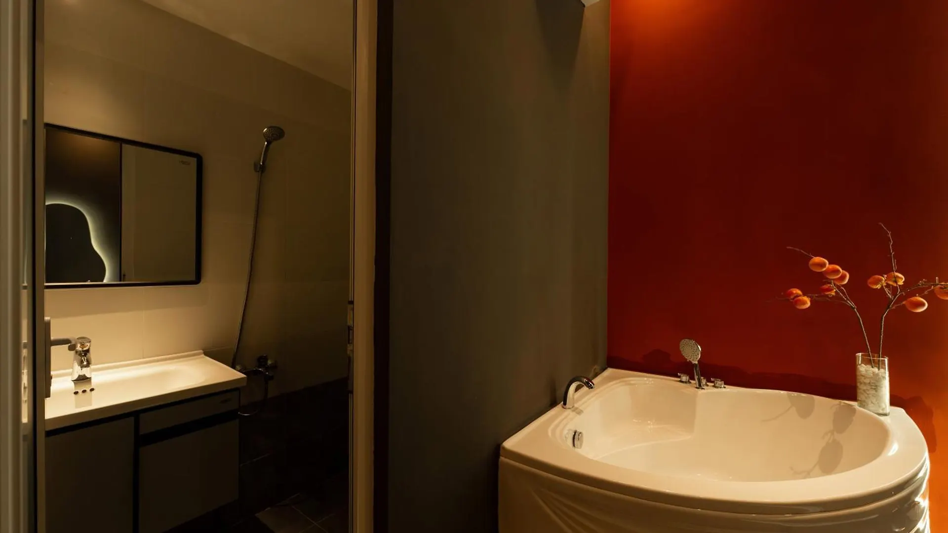 Dao Tien Hotel - Truong Chinh, Tan Binh Ho Chi Minh City